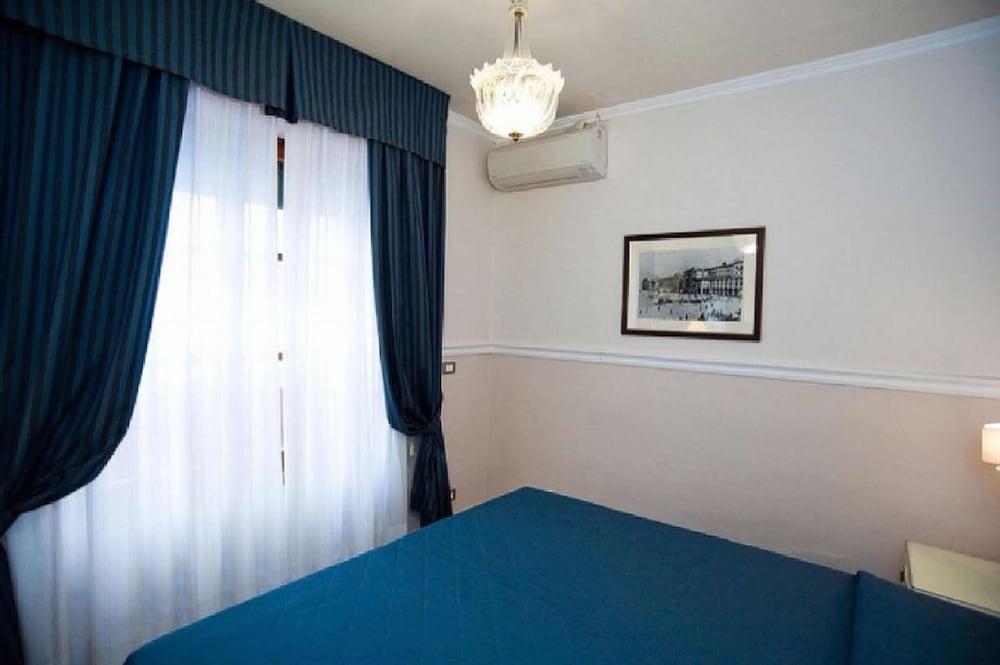 Hotel Gran Duca Livorno Kültér fotó