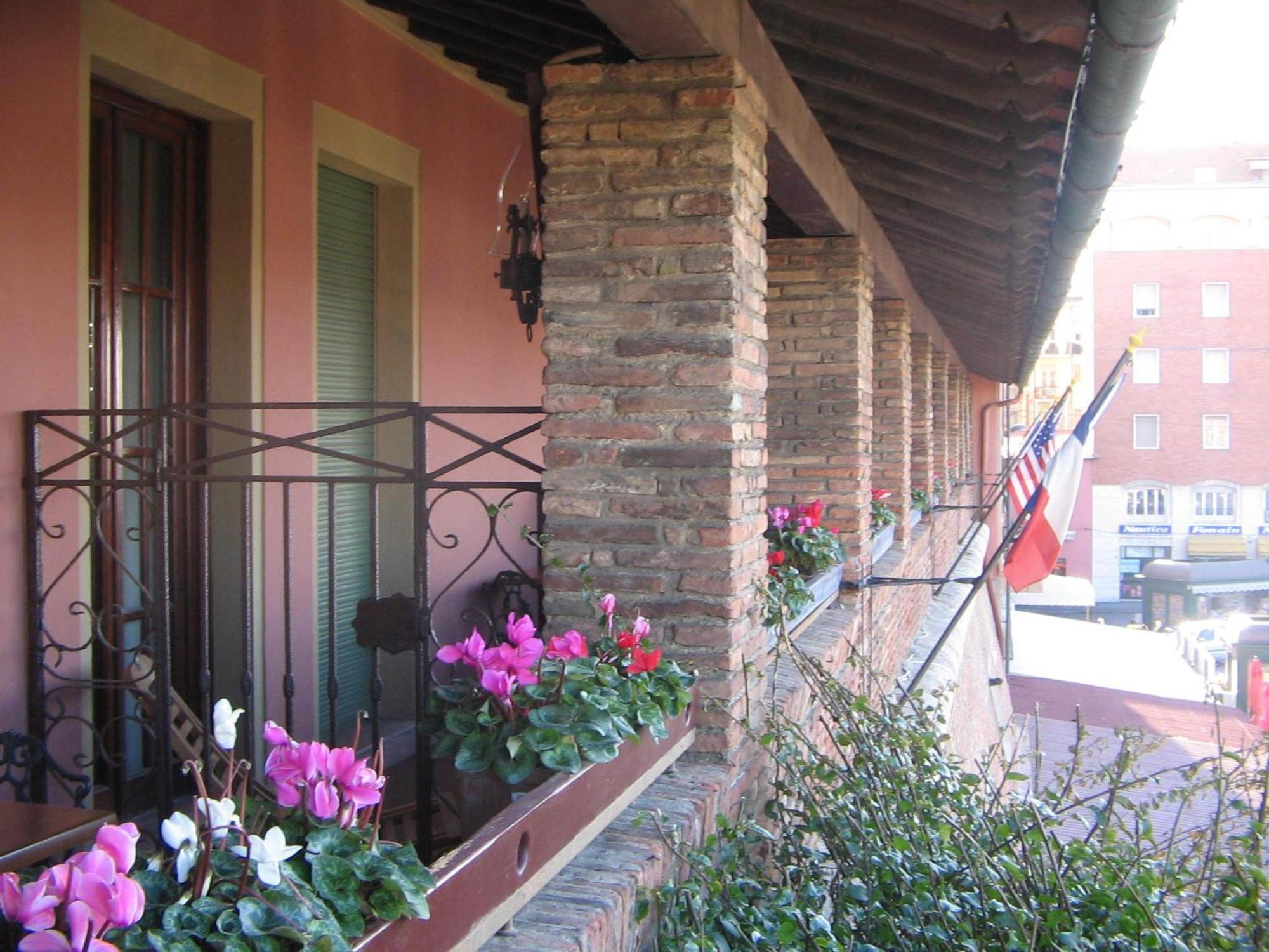 Hotel Gran Duca Livorno Kültér fotó