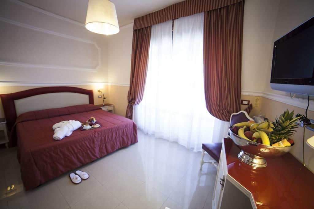 Hotel Gran Duca Livorno Kültér fotó