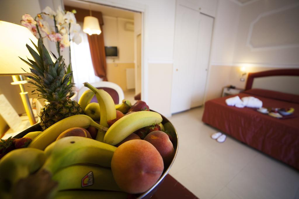 Hotel Gran Duca Livorno Kültér fotó