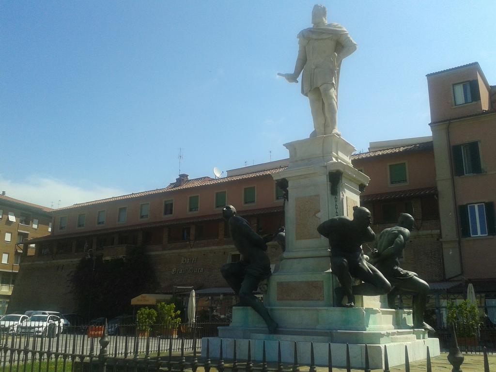 Hotel Gran Duca Livorno Kültér fotó